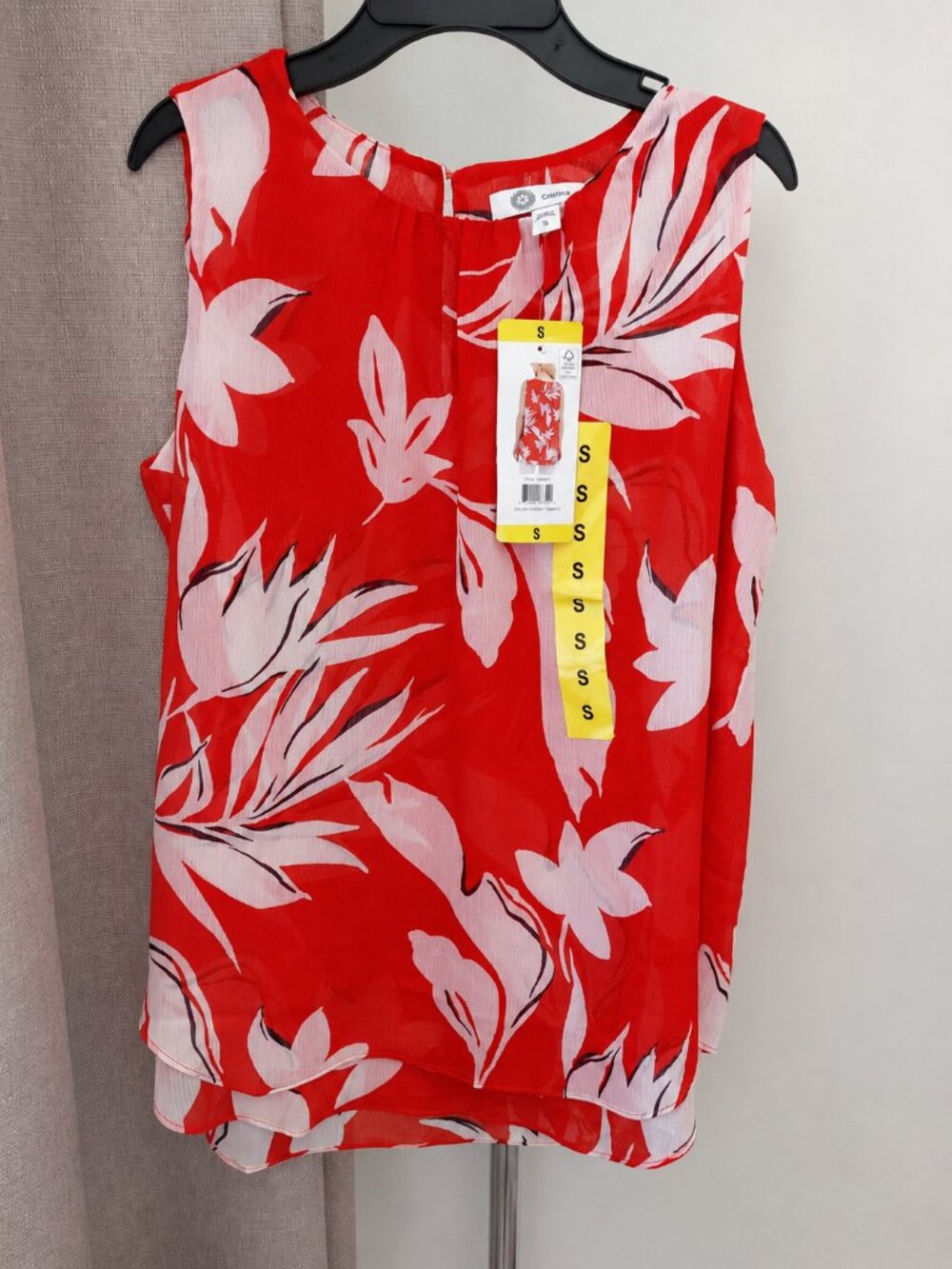 Cristina B. Red Pink Floral Sleeveless Chiffon Blouse Size S NWT